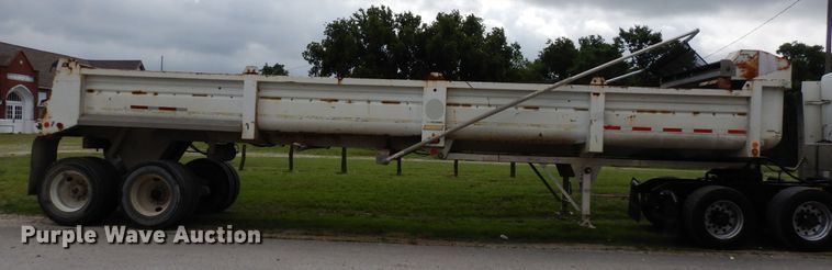 image for item GT9342 1998 Clement end dump trailer