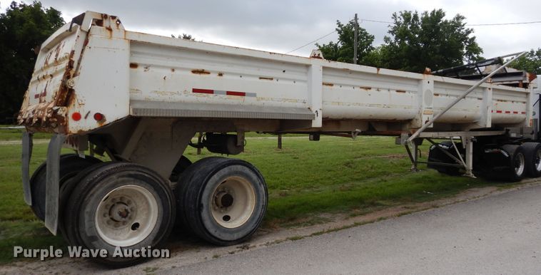 image for item GT9342 1998 Clement end dump trailer