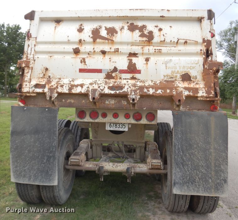image for item GT9342 1998 Clement end dump trailer