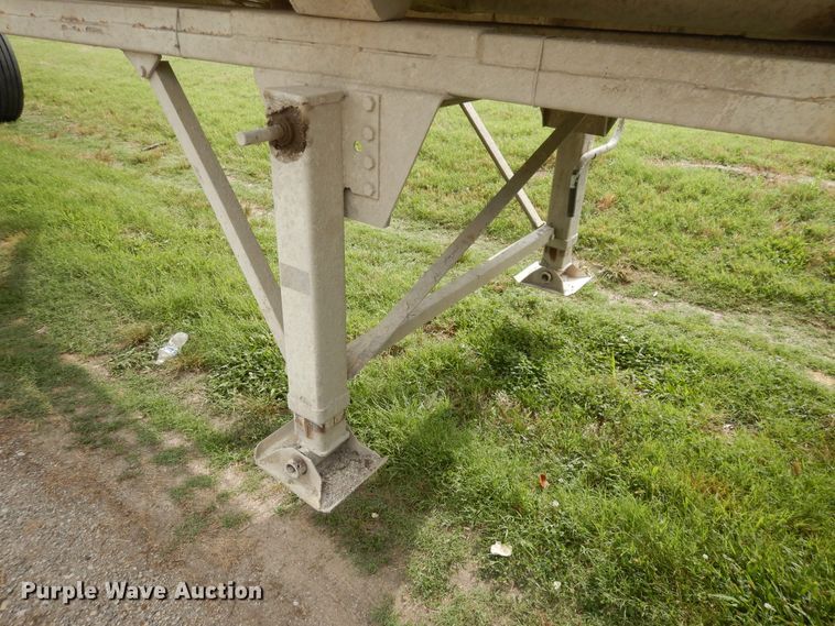 image for item GT9342 1998 Clement end dump trailer