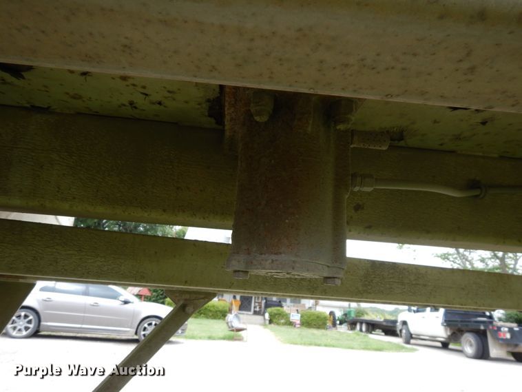 image for item GT9342 1998 Clement end dump trailer