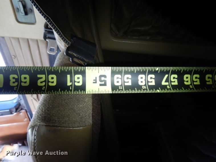 image for item GT9343 2000 Kenworth T800 semi truck