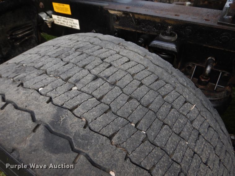 image for item GT9343 2000 Kenworth T800 semi truck