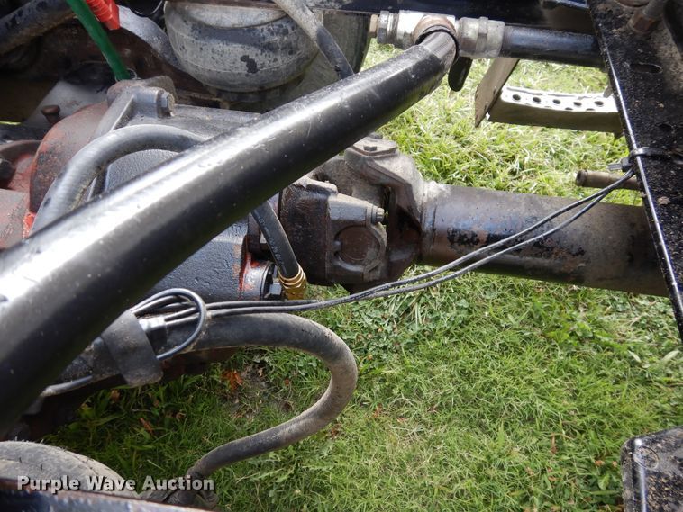 image for item GT9343 2000 Kenworth T800 semi truck