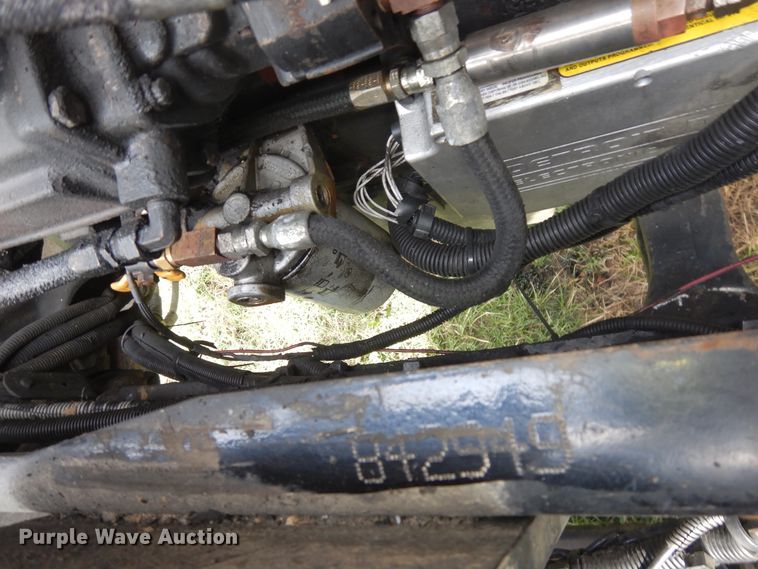 image for item GT9343 2000 Kenworth T800 semi truck