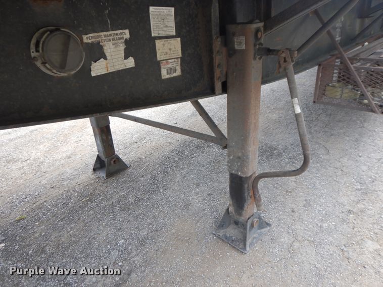 image for item GT9354 1998 Lufkin FLH flatbed trailer