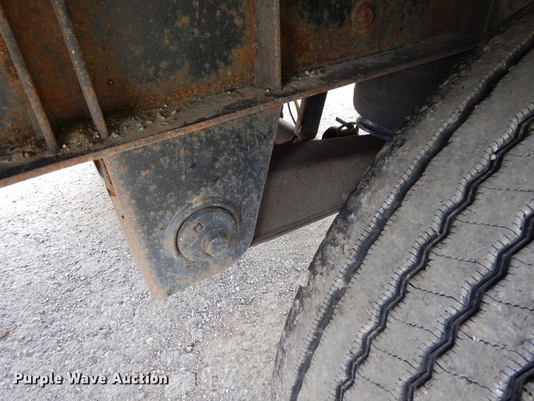 image for item GT9354 1998 Lufkin FLH flatbed trailer