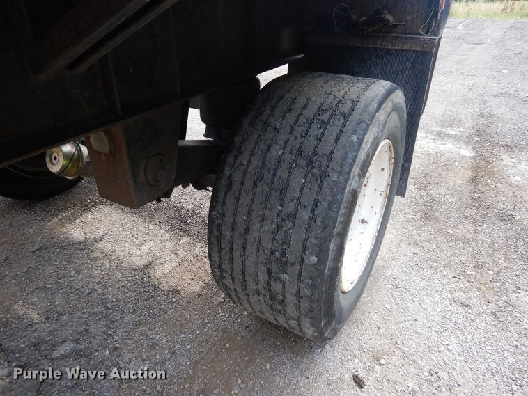 image for item GT9354 1998 Lufkin FLH flatbed trailer