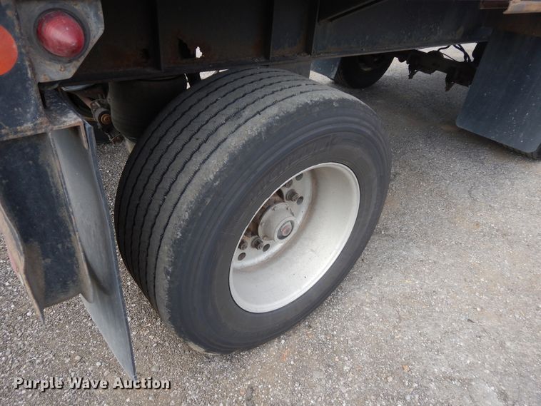 image for item GT9354 1998 Lufkin FLH flatbed trailer