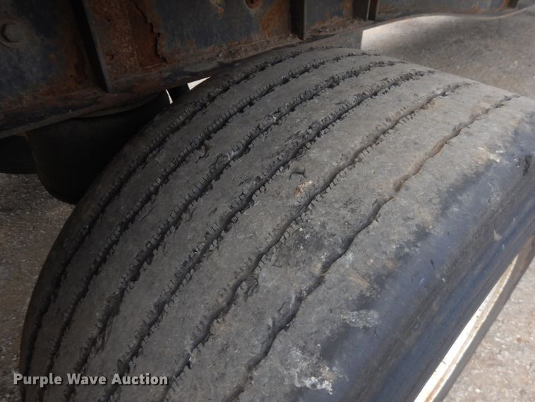 image for item GT9354 1998 Lufkin FLH flatbed trailer