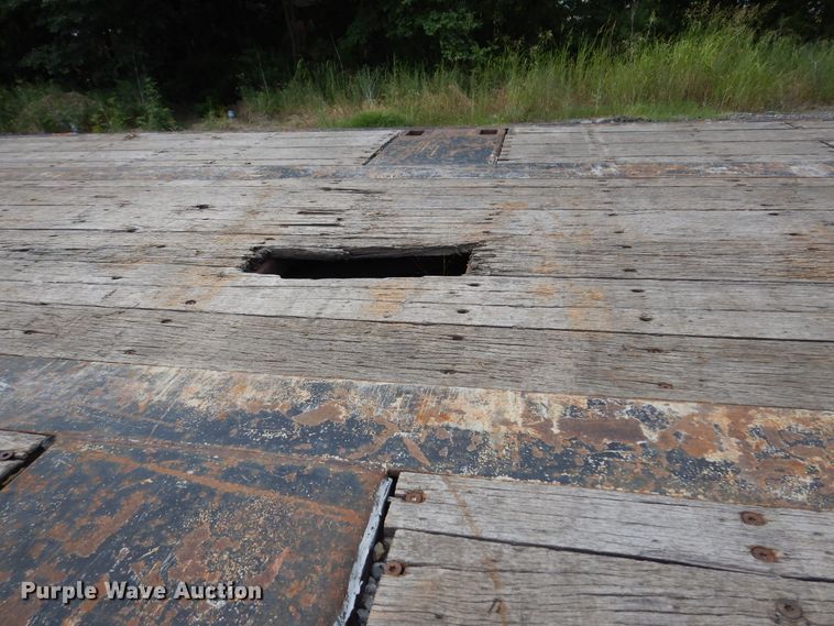 image for item GT9354 1998 Lufkin FLH flatbed trailer