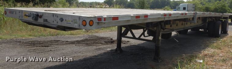 image for item GT9355 2004 Manac flatbed trailer