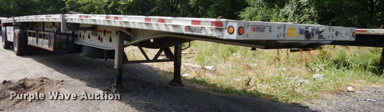 image for item GT9355 2004 Manac flatbed trailer