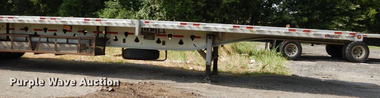 image for item GT9355 2004 Manac flatbed trailer