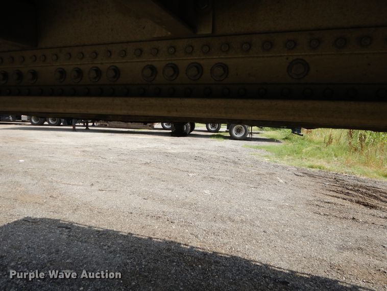 image for item GT9355 2004 Manac flatbed trailer