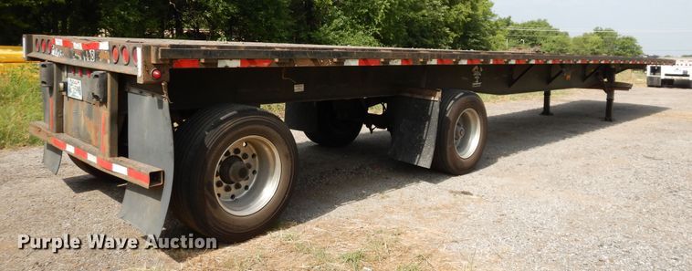 image for item GT9357 1998 Wabash flatbed trailer