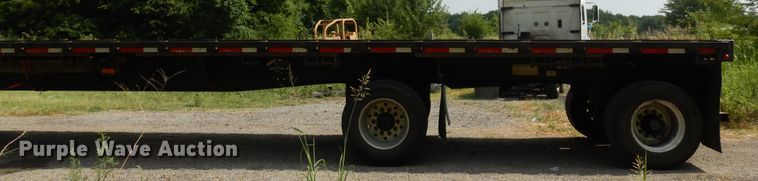 image for item GT9357 1998 Wabash flatbed trailer