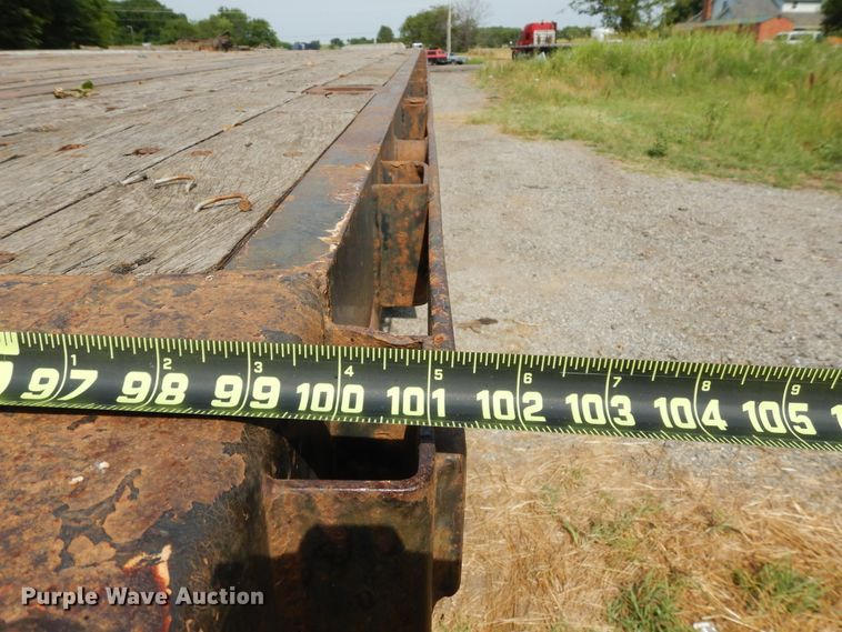 image for item GT9357 1998 Wabash flatbed trailer