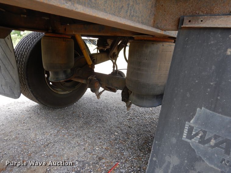 image for item GT9357 1998 Wabash flatbed trailer