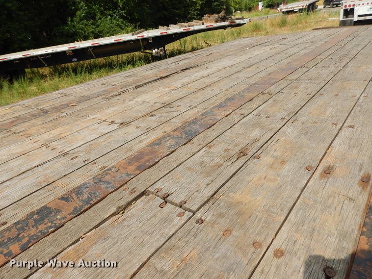 image for item GT9357 1998 Wabash flatbed trailer