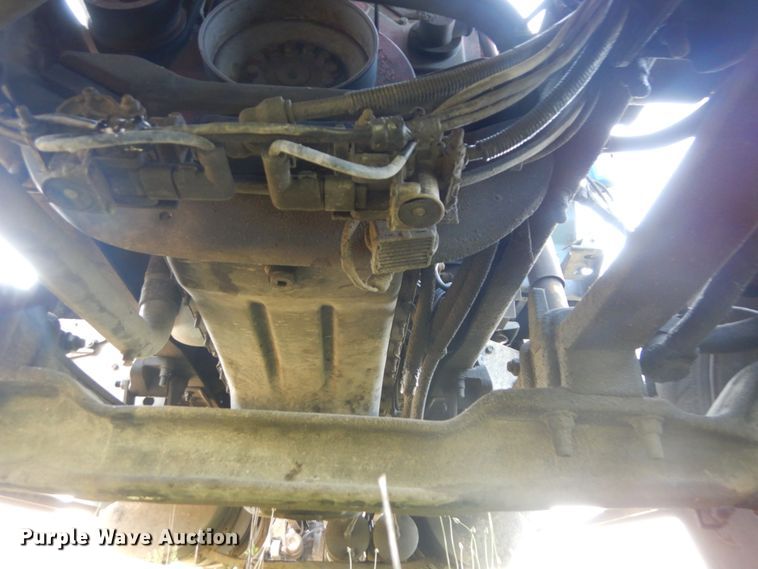 image for item GV9093 2005 International 9900i  semi truck