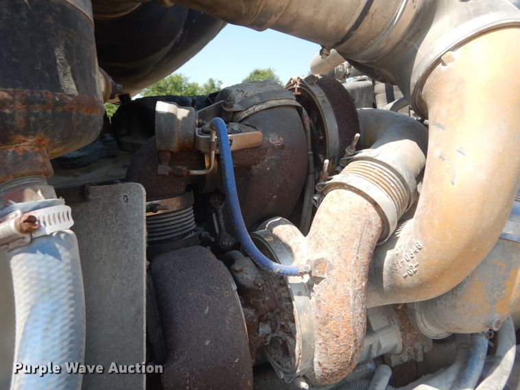 image for item GV9098 2006 Peterbilt 385  semi truck