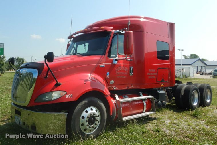 image for item GV9099 2011 International ProStar  semi truck