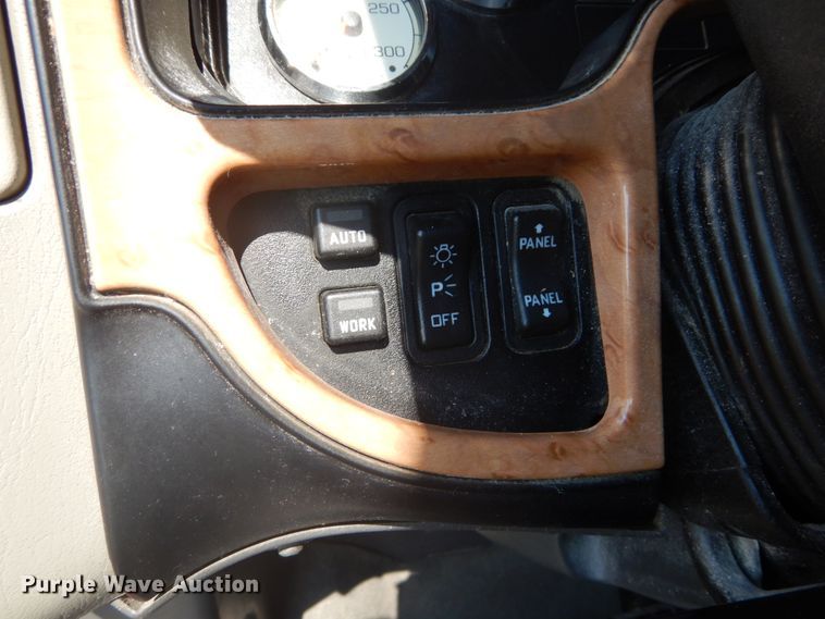 image for item GV9099 2011 International ProStar  semi truck