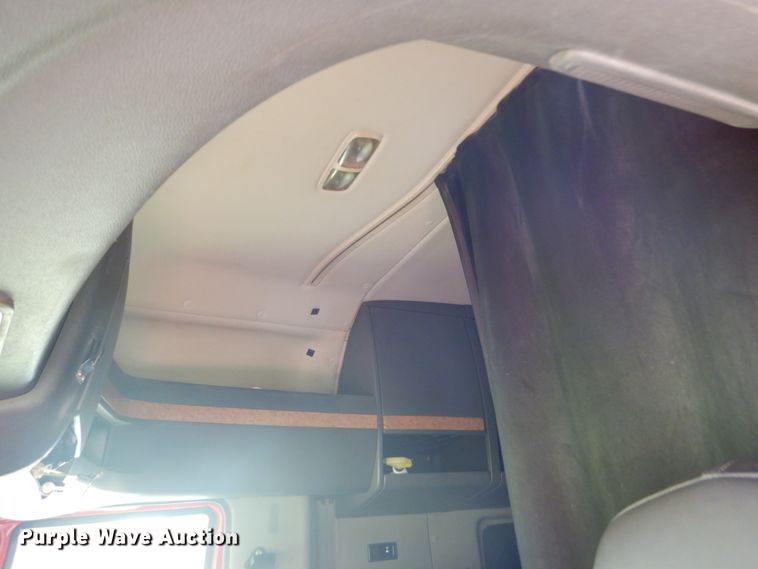 image for item GV9099 2011 International ProStar  semi truck