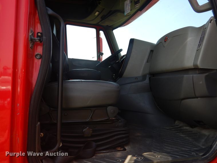 image for item GV9099 2011 International ProStar  semi truck