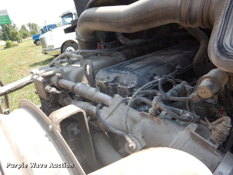 image for item GV9099 2011 International ProStar  semi truck