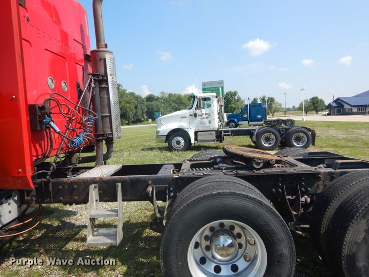 image for item GV9099 2011 International ProStar  semi truck