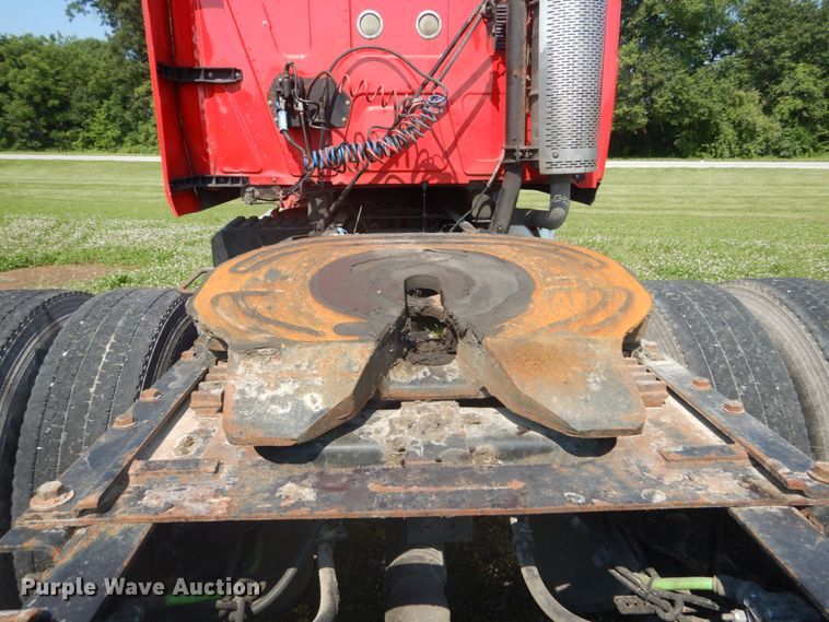 image for item GV9099 2011 International ProStar  semi truck