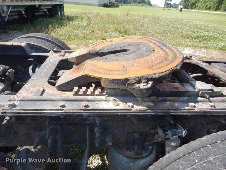 image for item GV9099 2011 International ProStar  semi truck