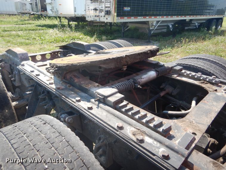 image for item GV9099 2011 International ProStar  semi truck