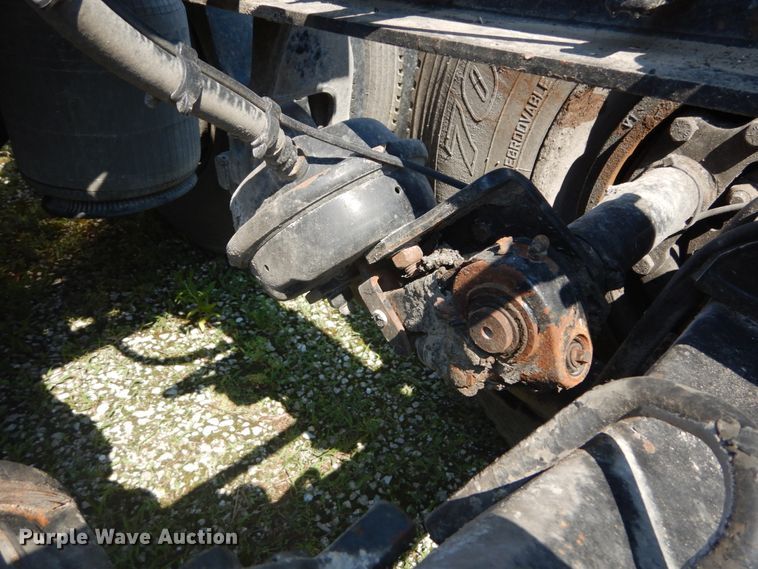 image for item GV9099 2011 International ProStar  semi truck