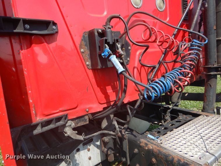 image for item GV9099 2011 International ProStar  semi truck