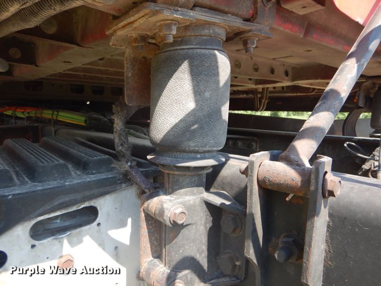 image for item GV9099 2011 International ProStar  semi truck