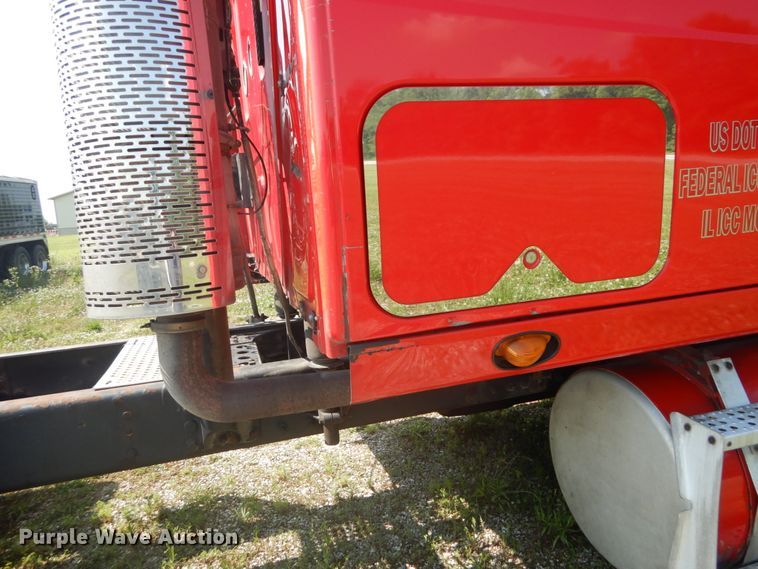 image for item GV9099 2011 International ProStar  semi truck