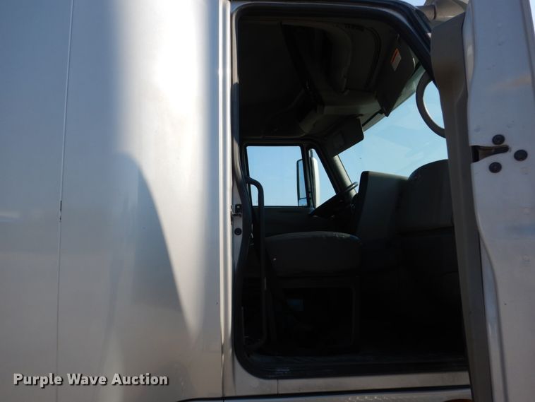 image for item GV9101 2011 International ProStar Premium  semi truck