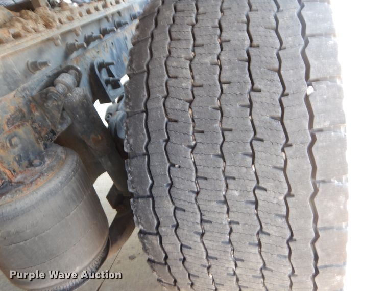 image for item GV9101 2011 International ProStar Premium  semi truck