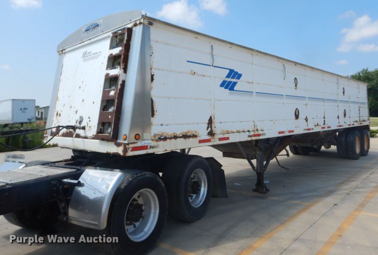 image for item GV9103 2000 Maurer double hopper bottom grain trailer