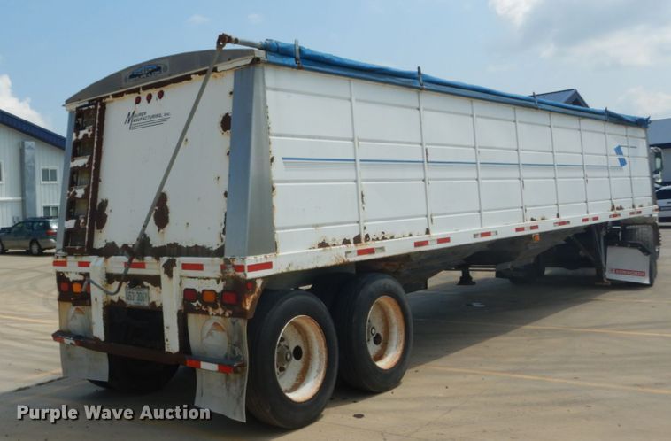 image for item GV9103 2000 Maurer double hopper bottom grain trailer