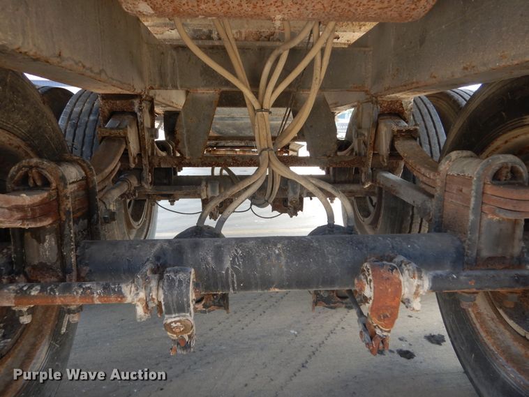 image for item GV9103 2000 Maurer double hopper bottom grain trailer