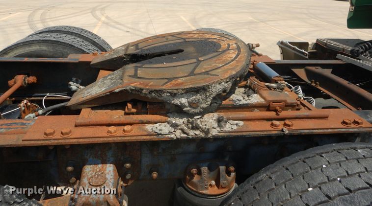 image for item GV9104 1993 Mack CH613  semi truck