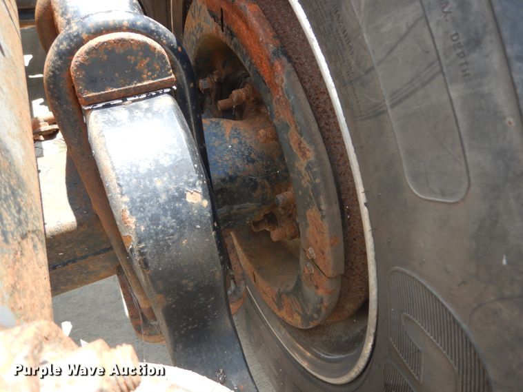 image for item GV9104 1993 Mack CH613  semi truck