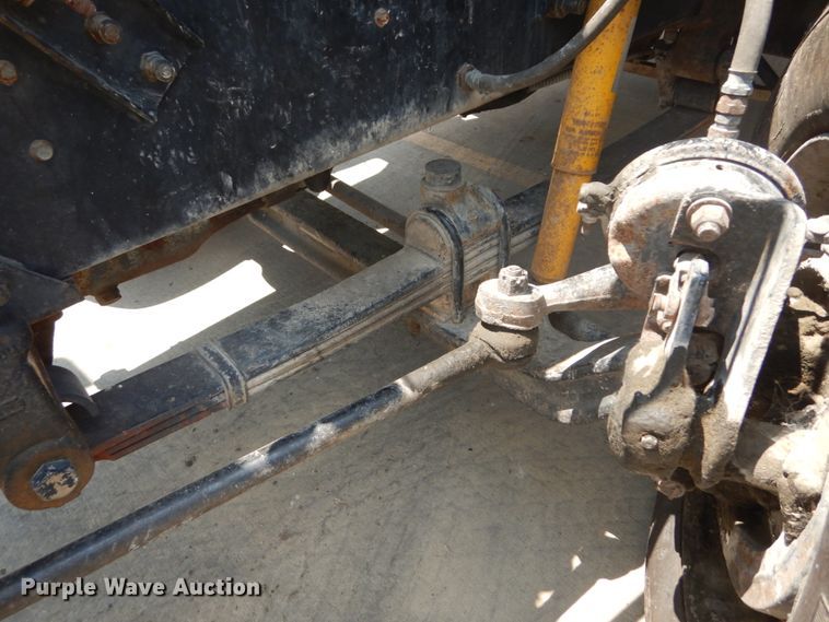 image for item GV9104 1993 Mack CH613  semi truck