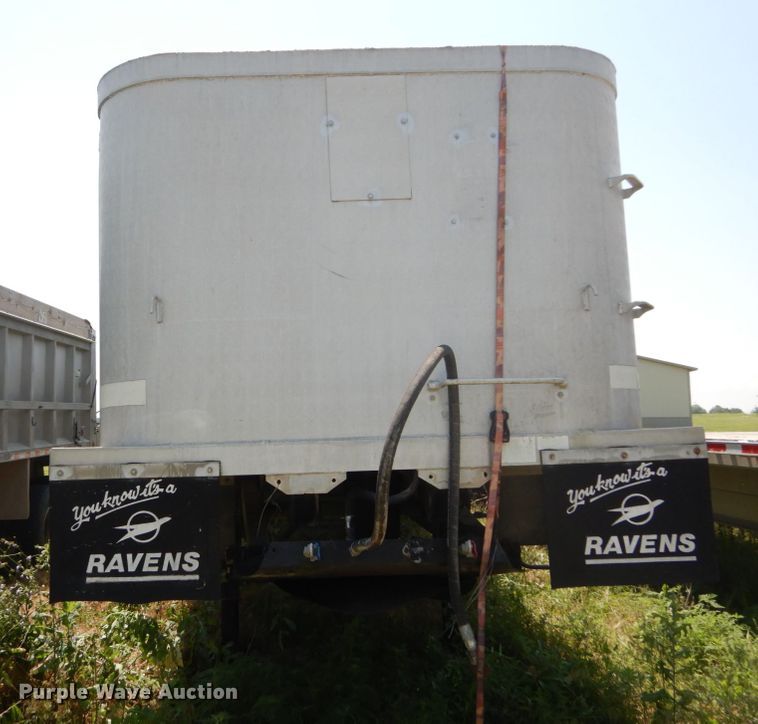 image for item GV9107 1984 Ravens end dump trailer
