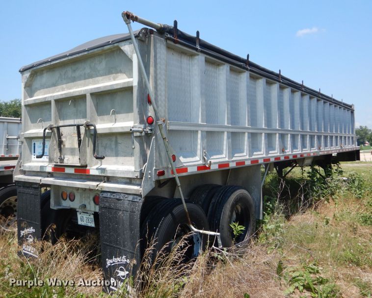 image for item GV9107 1984 Ravens end dump trailer