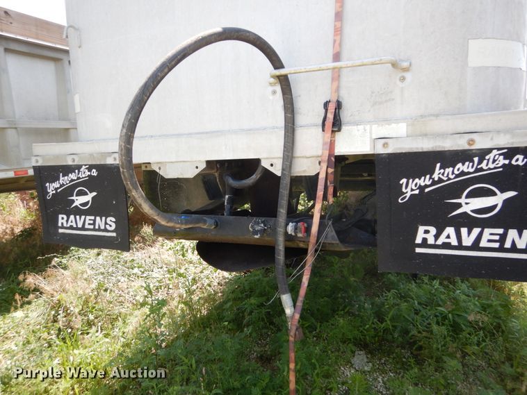 image for item GV9107 1984 Ravens end dump trailer